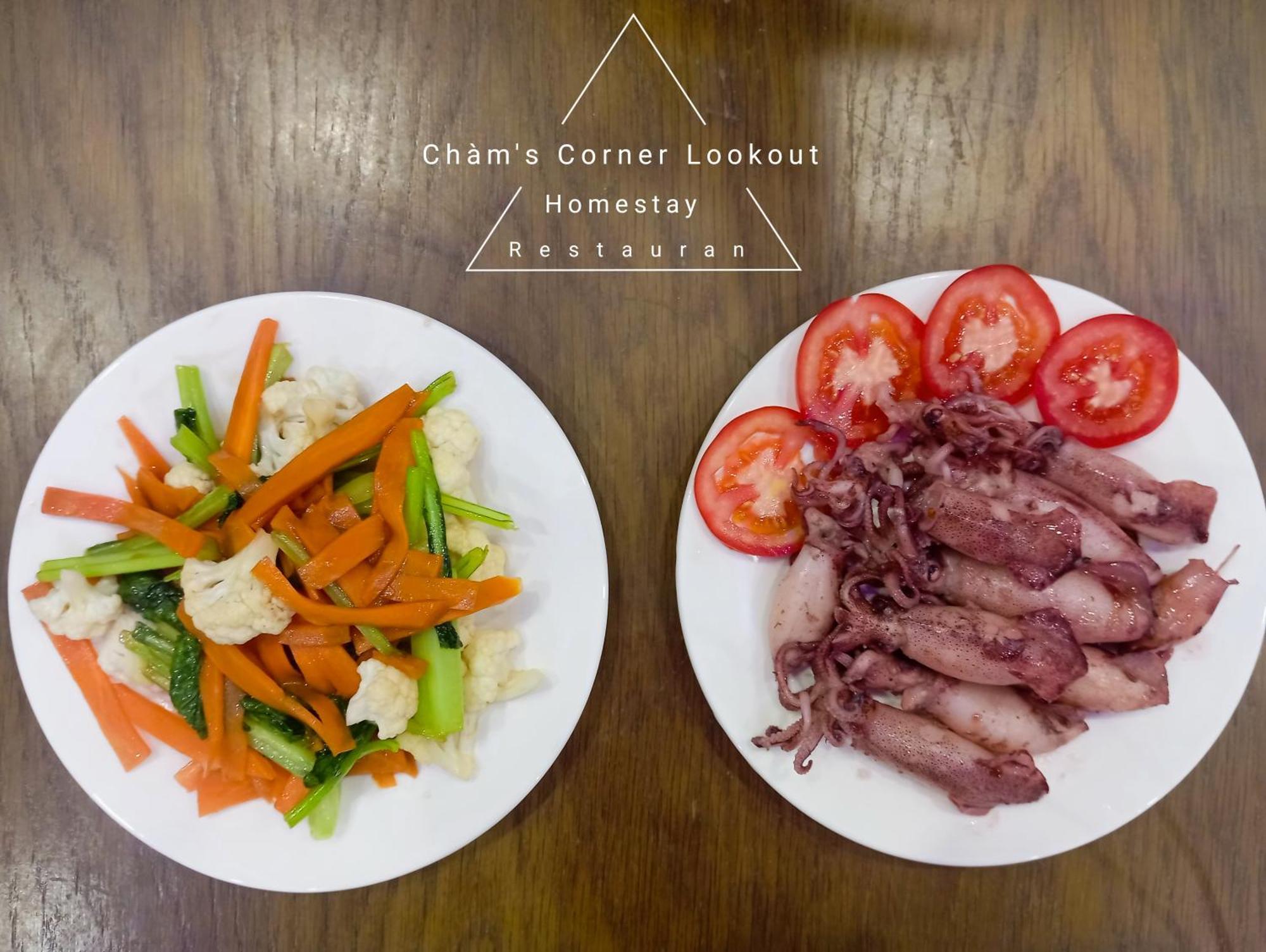 Cham'S Corner Lookout Homestay & Restaurant Tân Hiệ Exterior foto