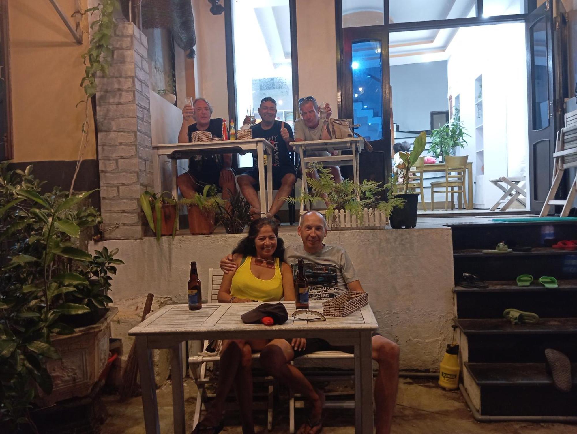Cham'S Corner Lookout Homestay & Restaurant Tân Hiệ Exterior foto